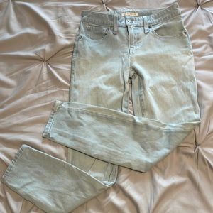 Lucky Brand Light Washed Low Rise Crop Lolita Jeans 00